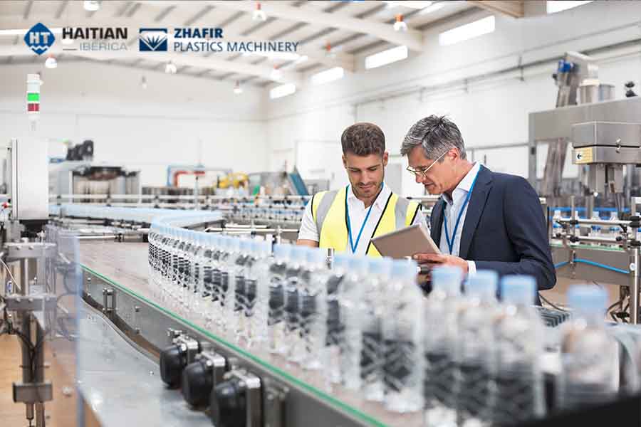 Soluciones de maquinaria para la industria del plástico